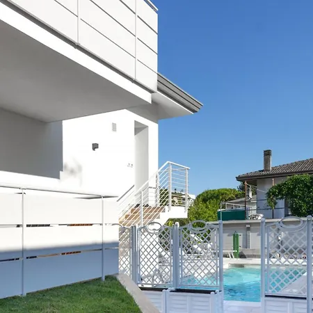 Modern Flat With Shared Pool Bibione