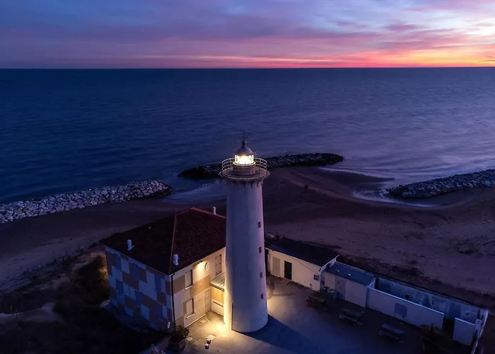 Apartment Modern Flat With Shared Pool *